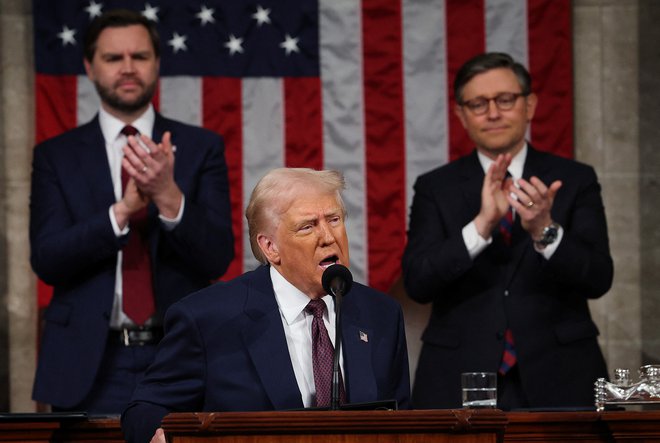 Številni Grenlandci so izrazili zaskrbljenost, da bi Trumpova administracija poskušala prevzeti nadzor nad otokom FOTO: Win Mcnamee/Reuters