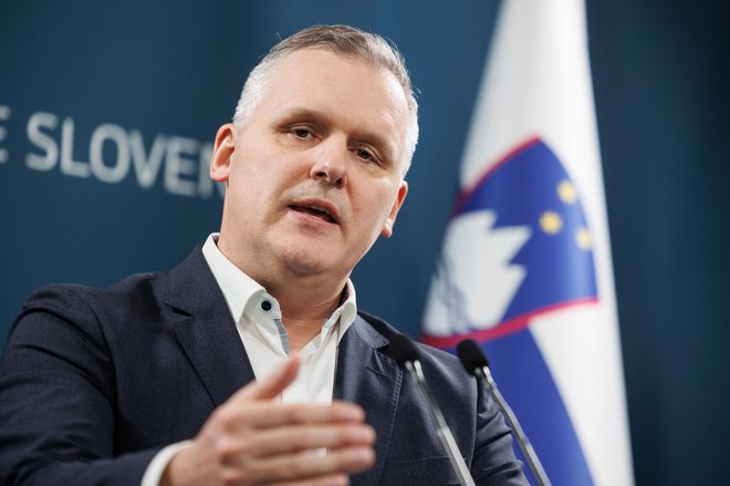 Minister za okolje je poudaril, da podnebne spremembe niso več oddaljena grožnja, ampak realnost, ki jo že občutimo. FOTO: Leon Vidic/Delo