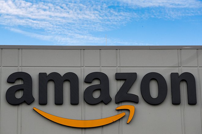 Z metodologijo se prav tako ne strinja največji trgovec na svetu, ameriški Amazon. FOTO: Brendan Mcdermid/Reuters