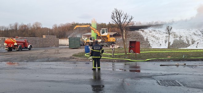 Požar v Puconcih. FOTO: Andrej Bedek 