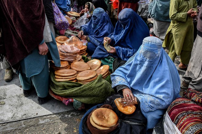 Humanitarno pomoč v Afganistanu potrebuje skoraj 30 milijonov ljudi. FOTO: Atif Aryan/AFP