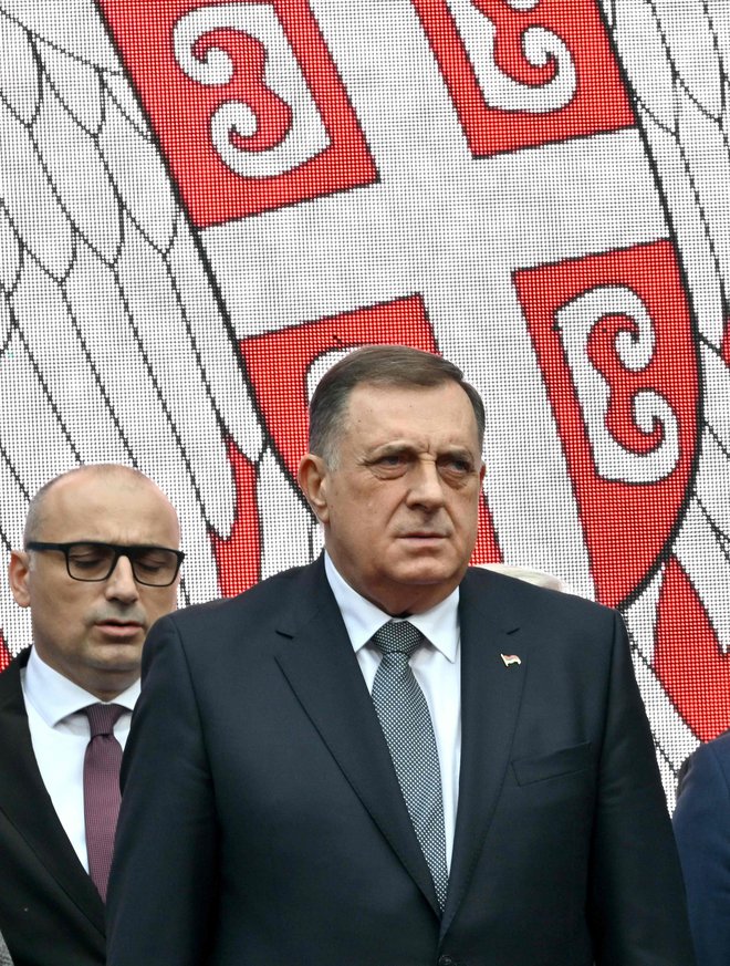 Treba je sprejeti dejstvo, da Bosna in Hercegovina ne deluje, je v izjavi za novinarje povedal Milorad Dodik. Foto Elvis Barukcic/AFP