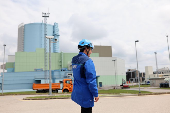 Gospodarstvo, ki potrebuje stabilen vir energije, čaka na jasen koncept, kakšno kombinacijo energije bomo imeli. FOTO: Blaž Samec/Delo