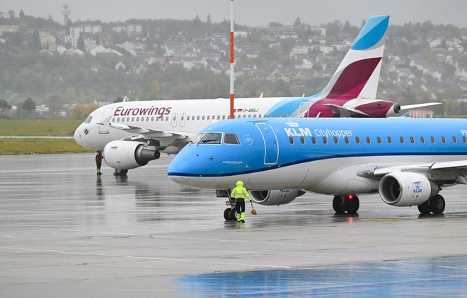 KLM in Eurowings naj bi že marca in aprila obogatila letalske povezave z Letališča Jožeta Pučnika. Foto Bernd Weissbrod/DPA