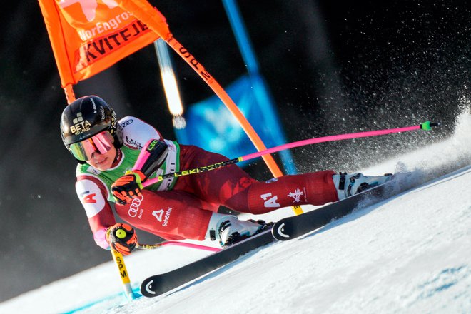 Stephanie Venier je februarja osvojila naslov svetovne prvakinje. FOTO: Stian Lysberg/Reuters