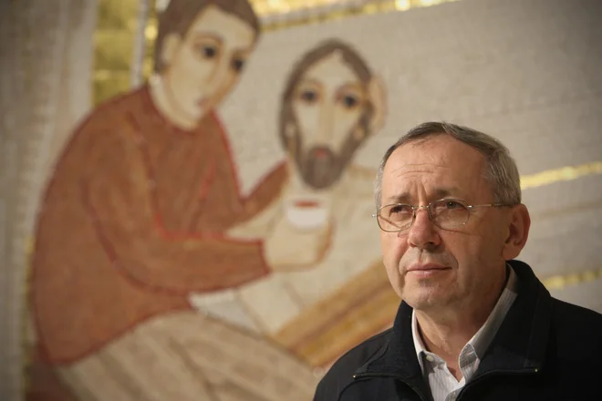 Marko Rupnik, izključen iz jezuitskega reda, trenutno živi v samostanu benediktinskih sester na hribu Montefiolo. FOTO: Jure Eržen/Delo